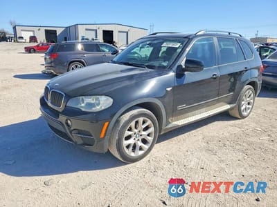 2013 BMW X5 XDRIVE35I 5UXZV4C52D0B13947 - główne zdjęcie licytacji z USA - miniatura