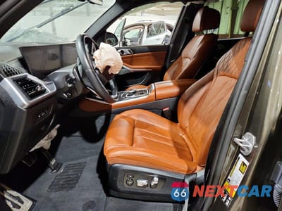 Zdjęcie 7 z 14 samochodu: 2024 BMW X5 XDRIVE40I VIN:5UX23EU01R9S38938 - miniatura
