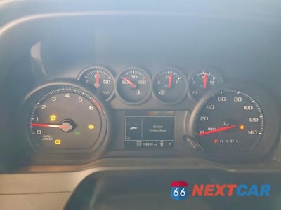 Zdjęcie 9 z 11 samochodu: 2021 CHEVROLET SILVERADO K1500 VIN:1GCUYAEF6MZ122411 - miniatura