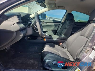 Zdjęcie 7 z 13 samochodu: 2020 HONDA CIVIC VIN:19XFC2F68LE003135 - miniatura
