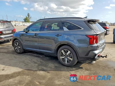 Drugie zdjęcie samochodu z przodu: 2021 KIA SORENTO S VIN:5XYRL4LC8MG063018 - miniatura