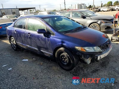 Czwarte zdjęcie samochodu z boku: 2009 HONDA CIVIC LX VIN:19XFA16579E022310 - miniatura