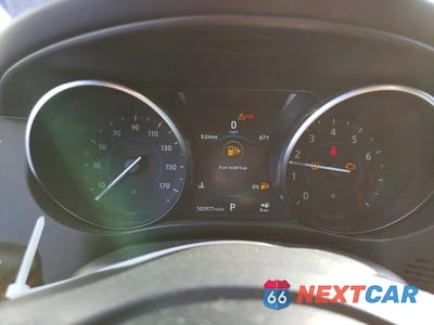 Zdjęcie 9 z 13 samochodu: 2018 JAGUAR F-PACE PREMIUM VIN:SADCJ2GX4JA236160 - miniatura