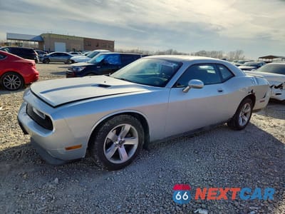 2009 DODGE CHALLENGER SE 2B3LJ44V49H604992 - główne zdjęcie licytacji z USA - miniatura