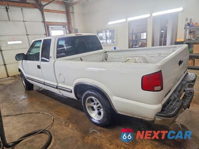 Drugie zdjęcie samochodu z przodu: 2001 CHEVROLET S TRUCK S10 VIN:1GCCS19W118123457 - miniatura