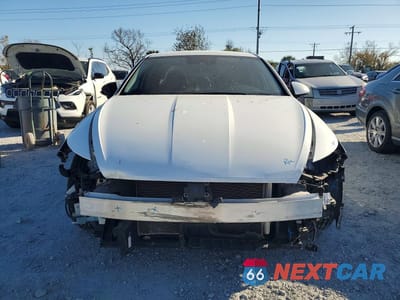 Piąte zdjęcie samochodu w środku: 2022 HYUNDAI SONATA SE VIN:5NPEG4JA8NH134619 - miniatura