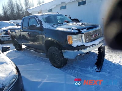 Czwarte zdjęcie samochodu z boku: 2008 GMC SIERRA K1500 VIN:2GTEK19J281279257 - miniatura