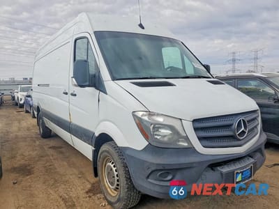Czwarte zdjęcie samochodu z boku: 2018 MERCEDES BENZ SPRINTER 2500 VIN:WD3PE8CD7JP584980 - miniatura