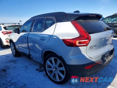 Drugie zdjęcie samochodu z przodu: 2021 VOLVO XC40 RECHARGE VIN:YV4ED3UR8M2564538 - miniatura
