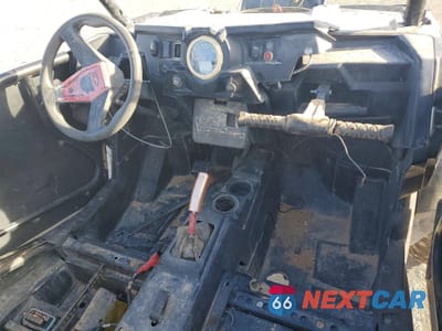 Zdjęcie 9 z 11 samochodu: 2016 POLARIS RZR UTILITY VEHICLE VIN:3NSVDE929GF460327 - miniatura