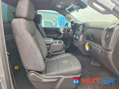 Zdjęcie 10 z 13 samochodu: 2025 GMC SIERRA K1500 VIN:3GTNUAEK2SG384419 - miniatura