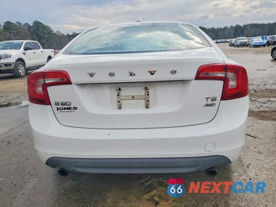 Zdjęcie 6 z 12 samochodu: 2011 VOLVO S60 T6 VIN:YV1902FH5B2009987 - miniatura