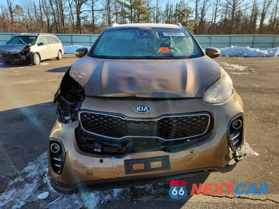 Piąte zdjęcie samochodu w środku: 2017 KIA SPORTAGE EX VIN:KNDPNCAC7H7152712 - miniatura