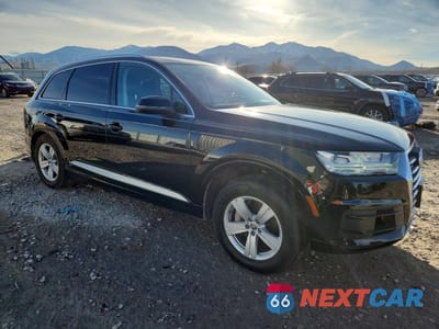 Czwarte zdjęcie samochodu z boku: 2018 AUDI Q7 PREMIUM PLUS VIN:WA1LHAF78JD037558 - miniatura
