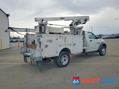 Trzecie zdjęcie samochodu z tyłu: 2015 RAM 4500 BUCKET TRUCK VIN:3C7WRKBJ5FG706437 - miniatura