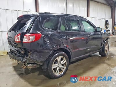 Trzecie zdjęcie samochodu z tyłu: 2012 HYUNDAI SANTA FE SE VIN:5XYZHDAGXCG120678 - miniatura