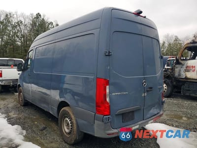 Drugie zdjęcie samochodu z przodu: 2019 MERCEDES BENZ SPRINTER 2500 DELIVERY VAN VIN:WD4PF0CD6KP102611 - miniatura