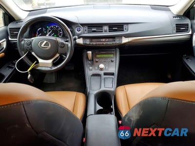 Zdjęcie 8 z 12 samochodu: 2015 LEXUS CT 200 VIN:JTHKD5BH4F2247143 - miniatura