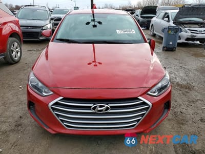 Piąte zdjęcie samochodu w środku: 2018 HYUNDAI ELANTRA SEL VIN:5NPD84LF7JH344821 - miniatura