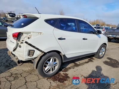 Trzecie zdjęcie samochodu z tyłu: 2011 HYUNDAI TUCSON GL VIN:KM8JT3AB3BU120105 - miniatura