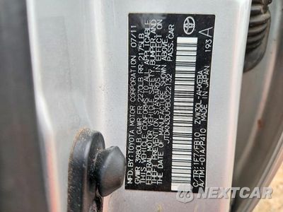 Zdjęcie 12 z 12 samochodu: 2011 TOYOTA PRIUS VIN:JTDKN3DU9B0322132 - miniatura