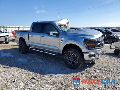 Czwarte zdjęcie samochodu z boku: 2024 FORD F150 XLT VIN:1FTFW3L88RKF73371 - miniatura