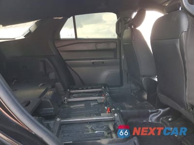 Zdjęcie 11 z 13 samochodu: 2023 FORD EXPLORER POLICE INTERCEPTOR VIN:1FM5K8AB3PGA32663 - miniatura