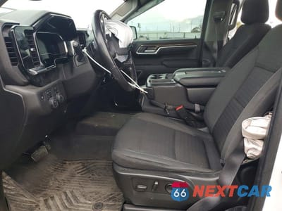 Zdjęcie 7 z 11 samochodu: 2022 CHEVROLET SILVERADO K1500 LT VIN:2GCUDDED8N1512030 - miniatura