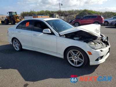 Czwarte zdjęcie samochodu z boku: 2008 MERCEDES-BENZ C 300 VIN:WDDGF54X38R013629 - miniatura