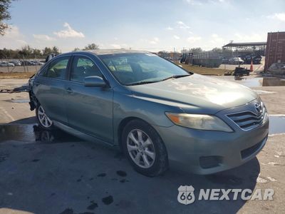Czwarte zdjęcie samochodu z boku: 2011 TOYOTA CAMRY BASE VIN:4T1BF3EK2BU748341 - miniatura