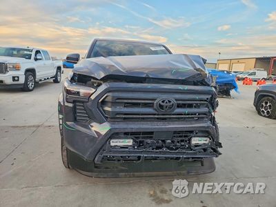 Piąte zdjęcie samochodu w środku: 2025 TOYOTA TACOMA DOUBLE CAB VIN:3TMLB5JN9SM157640 - miniatura