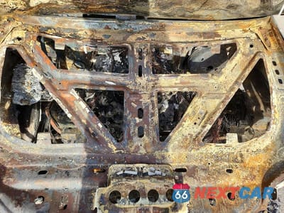 Zdjęcie 12 z 12 samochodu: 2010 GMC YUKON XL C1500 SLT VIN:1GKUCKE05AR216991 - miniatura