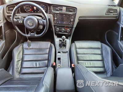 Zdjęcie 8 z 12 samochodu: 2018 VOLKSWAGEN GOLF R VIN:WVWWF7AU2JW202064 - miniatura