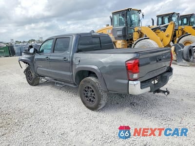 Drugie zdjęcie samochodu z przodu: 2019 TOYOTA TACOMA SR5 V6 VIN:3TMAZ5CN7KM083408 - miniatura