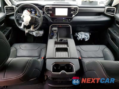 Zdjęcie 8 z 11 samochodu: 2026 TOYOTA TUNDRA VIN:5TFLA5DBXTX345891 - miniatura