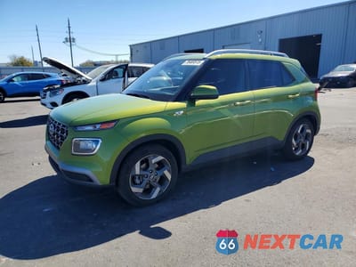 2024 HYUNDAI VENUE SEL KMHRC8A32RU329130 - główne zdjęcie licytacji z USA - miniatura