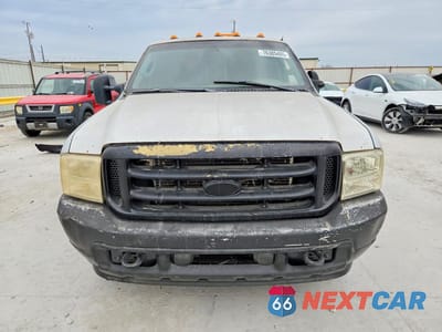 Piąte zdjęcie samochodu w środku: 2004 FORD F250 SUPER DUTY VIN:1FTNW20P94EA61689 - miniatura
