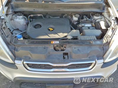 Zdjęcie 11 z 12 samochodu: 2012 KIA SOUL + VIN:KNDJT2A6XC7382835 - miniatura