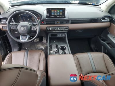 Zdjęcie 8 z 13 samochodu: 2025 HONDA PILOT ELITE VIN:5FNYG1H85SB072623 - miniatura