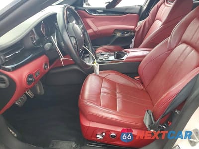 Zdjęcie 7 z 11 samochodu: 2022 MASERATI QUATTROPORTE MODENA VIN:ZAM56YPM2NX393148 - miniatura