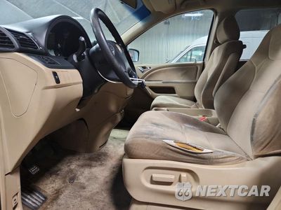 Zdjęcie 7 z 14 samochodu: 2006 HONDA ODYSSEY EX VIN:5FNRL38496B441885 - miniatura