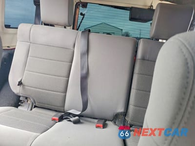 Zdjęcie 10 z 13 samochodu: 2008 JEEP WRANGLER UNLIMITED RUBICON VIN:1J4GA69138L615379 - miniatura