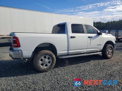 Trzecie zdjęcie samochodu z tyłu: 2024 RAM 2500 BIG HORN VIN:3C6UR5DJ4RG211273 - miniatura