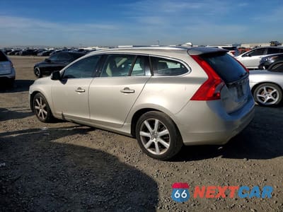 Drugie zdjęcie samochodu z przodu: 2017 VOLVO V60 T5 PREMIER VIN:YV140MEK7H1373054 - miniatura