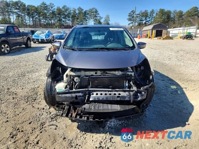 Piąte zdjęcie samochodu w środku: 2016 NISSAN VERSA NOTE S VIN:3N1CE2CP1GL396507 - miniatura