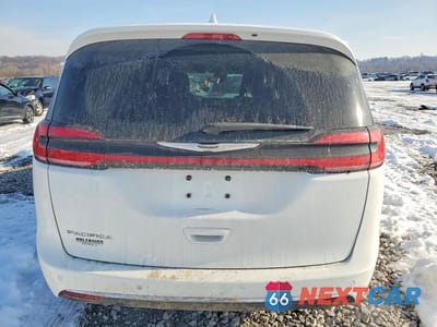 Zdjęcie 6 z 12 samochodu: 2022 CHRYSLER PACIFICA TOURING L VIN:2C4RC1BG5NR140072 - miniatura