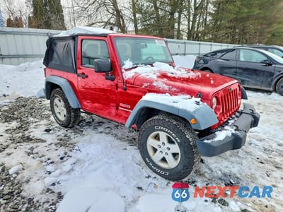 Czwarte zdjęcie samochodu z boku: 2011 JEEP WRANGLER VIN:1J4AA2D11BL503824 - miniatura