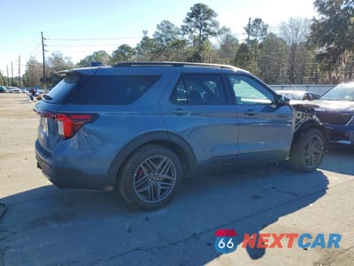 Trzecie zdjęcie samochodu z tyłu: 2025 FORD EXPLORER ST-LINE VIN:1FMUK7KH2SGC53513 - miniatura