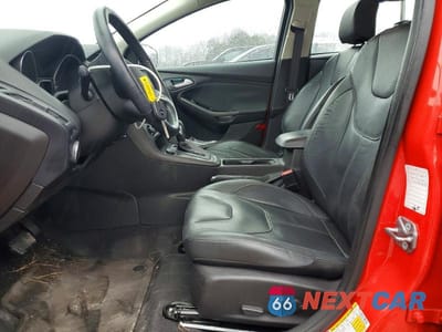 Zdjęcie 7 z 11 samochodu: 2015 FORD FOCUS SE VIN:1FADP3K21FL302679 - miniatura