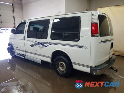 Drugie zdjęcie samochodu z przodu: 1998 CHEVROLET EXPRESS G1500 VIN:1GBFG15R3W1006417 - miniatura